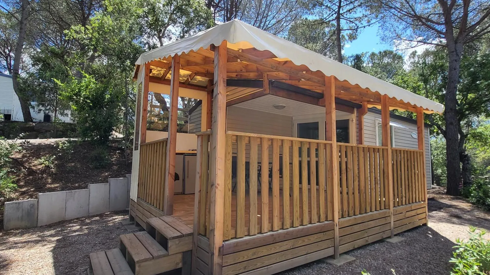 Mobilehome Lei Suves Cote D'Azur Roquebrune-sur-Argens France
